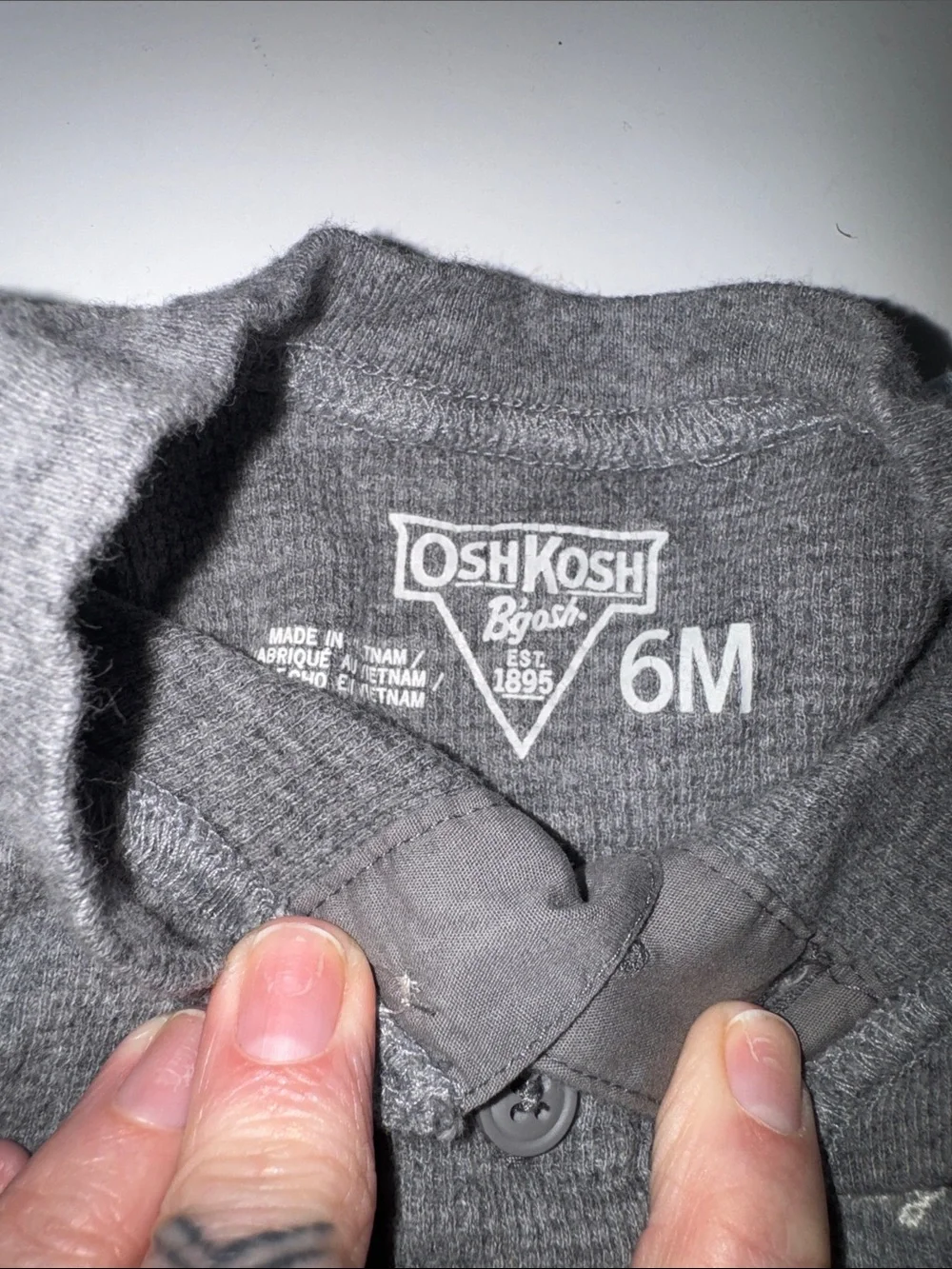 OshKosh Toddler Boy Outfit, Size 6-9 Months EUC